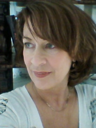 soylilifee's profile picture. portrettekenaar, publieksbegeleider bij Domunder, teken-en schilder cursusleider