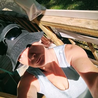 ValarieG10784's profile picture. 