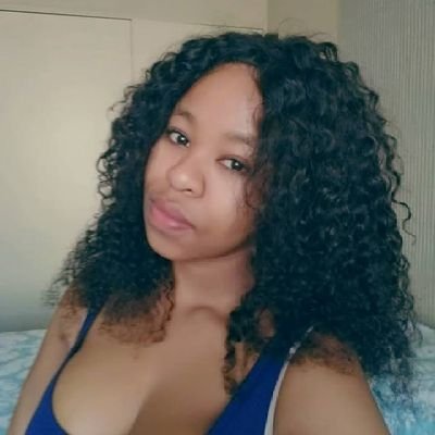 Noyozaa's profile picture. 