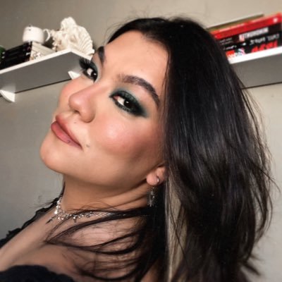 theplotinlu's profile picture. metalcore e hockey ✶ @theplotinyou_br | #NHLBruins @NHLBruins