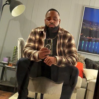 Black_success01's profile picture. Twitter can be therapeutic. 💪🏾👮🏾‍♂️🏳️‍🌈♏️ D〽️V