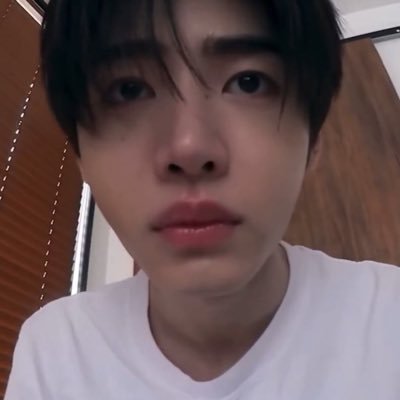 luckyyn_'s profile picture. @hwibalyugyungyu