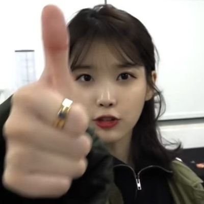 lilac_tinted's profile picture. 