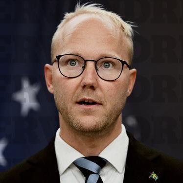 AsplingLudvig's profile picture. 3 barn, jur.kand, riksdagsledamot sedan 2018.