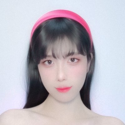 _kimsoyeong's profile picture. #leotard #highleg #crossdress https://t.co/blCr87YivK