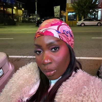 krispykuf's profile picture. detroit girl ❤️‍🔥 | 30+ Twitter | ♐️ | Bride Price - ₦1B 🇳🇬 | Kuf - 👱🏿‍♀️ (she/her)