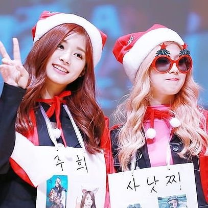acervysatzu's profile picture. 📂, sua mais nova conta de memes, mídias e entre muitos do nosso shipp favorito do Twice.
Nossa conta se trata de uma conta de fã e de humor!
Temos 2 adms! 😊