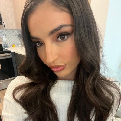 Elizabeth59700's profile picture. 