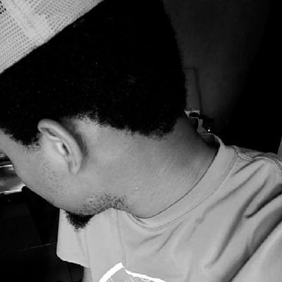 ar3khandia_'s profile picture. FASHION