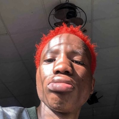 Just_SirWhite's profile picture. 21🚶🏿‍♂️, VIRGIN BOY,Thanking God for life. VISCA BARCA 💙❤️