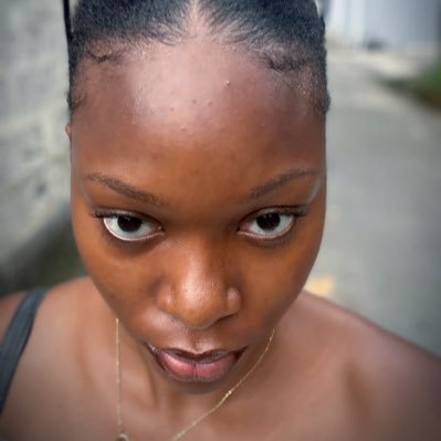 ShellieChoc's profile picture. 