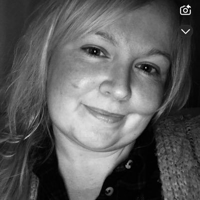 LunaLeanne13's profile picture. vibin’ glidin’.. often mystified & almost ancient 🎶 music is my medicine 🎶🖤