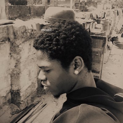 VwaroFranklyn's profile picture. | Always Believe ✊| Apple  | Manchester United |