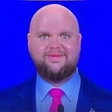 asimsajjad7890's profile picture. Low IQ artist on base ⌐🟦-🟦