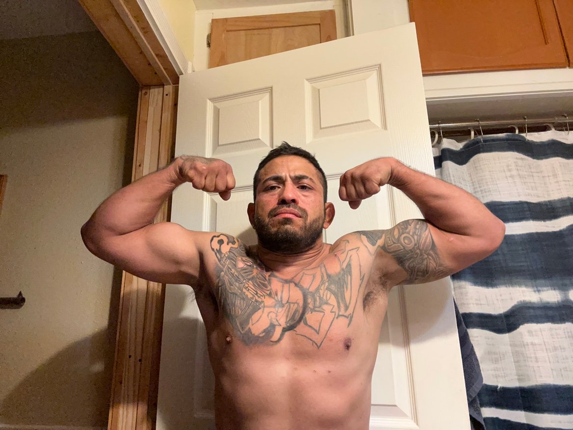 JustinPena2uv4's profile picture. 