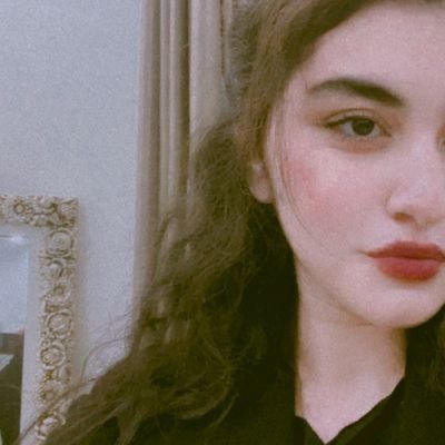 maryamasad67464's profile picture. کە ڕێگەی حەقت گرت و ڕاستگۆ بووی دەست بۆ لەناو بردنی شەڕەف دەبەن...
بەڵام ناتونن جونکە ڕۆژ هەر هەڵدێتن و شەڕەفیش لە مرۆڤ زیاتر دەژی...⚖️