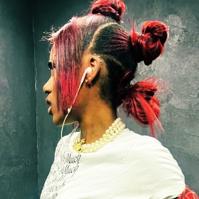 whokillednani's profile picture. 