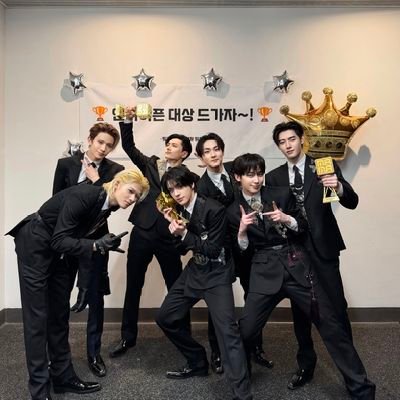 MaimoonaAmna's profile picture. OT7.