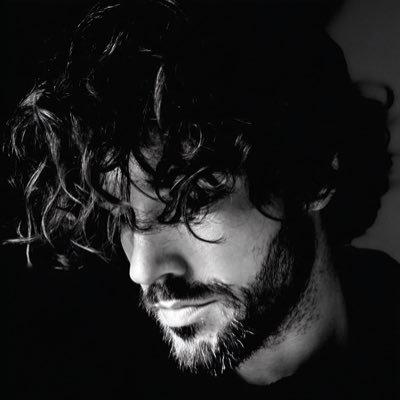 AlexFisla's profile picture. Independent @okaydevs •
Based in Barcelona • 
EN - FR - SP - PT - some IT •