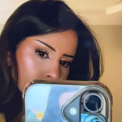 s___i1l's profile picture. Pretty but depressed َ