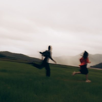 _heymoonchild's profile picture. Half-heartedness doesn’t reach majesty // Trust the process.