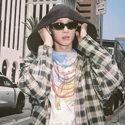 nikkinaxx_'s profile picture. what a good time to be a coer ☆