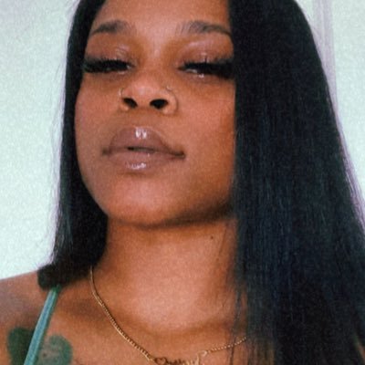 1pmf_k's profile picture. sagittarius | half HEAVEN 😇| half HELL 😈