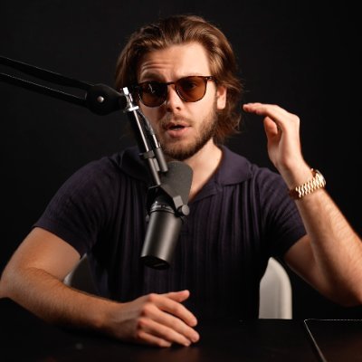 andrianscales's profile picture. Saas exit - 2024 (https://t.co/zehxL9x5KP)
Building SendUp  (https://t.co/1mGZcQ0gln)

19 yo