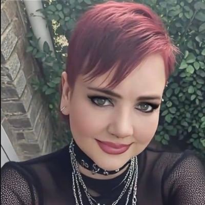 KimK8415's profile picture. K, a neurodivergent bookworm and #StrictlyComeDancing fan, battles mental health challenges. Love F1,Photography,Music,Lewis Capaldi has my heart. Lando FanGirl