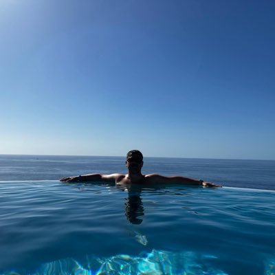 lBarneY_'s profile picture. 