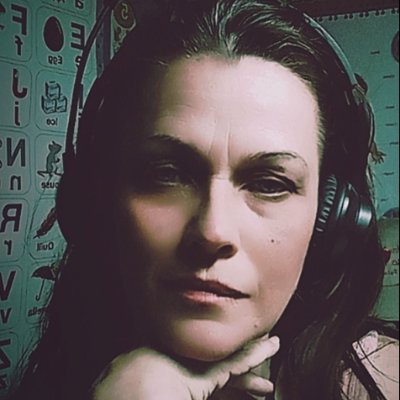 SaoirsetSeachla's profile picture. Average with a chance of Thundershowers.  😎 Widowed, melomaniac & massively inappropriate.  I swear ALOT and I love my fucking 🐶  NO p*rn Profiles.  Sies!