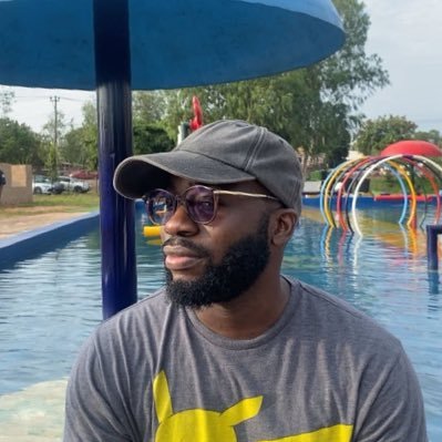 dark_Geee's profile picture. “ The night is darkest just before the dawn”.