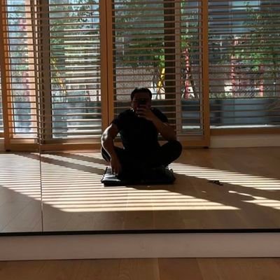 Nemxah's profile picture. Entrepreneur | Blockchain |