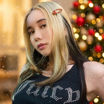 liltay's profile picture. Freshly 18 🥳↓ The youngest