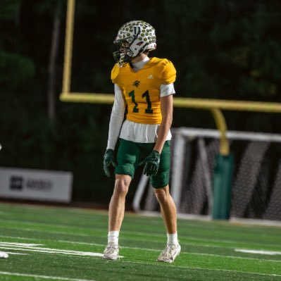 CadeBlackburn11's profile picture. ‘26|6’2 170 WR The Woodlands Christian Academy 2.54 GPA