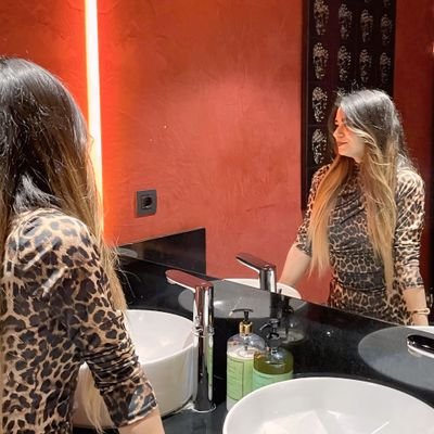 _06firdevs_06's profile picture. güzellik soyumuzdan geliyor
https://t.co/Fks9sKkboV