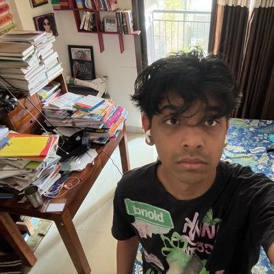 lemontartlover's profile picture. silly willy