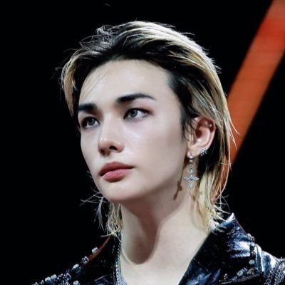 skzracha98's profile picture. 