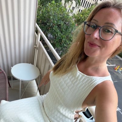 andrea_wagner__'s profile picture. Associate Professor of Political Science and former Jean Monnet Chair - populist attitudes, appeal & voting. Transylvanian 🇭🇺 🇷🇴 🇩🇪 🇨🇦 Whistleblower 😌