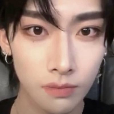 lovelickv's profile picture. @BTS_twt⁷ @ZB1_official⁹