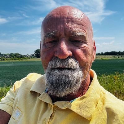 auke_vdv's profile picture. Try to live by the Bible! Love https://t.co/S9WHGhnaRy MAGA! 🇺🇸🇺🇸🇺🇸MIGA🇮🇱🇮🇱🇮🇱🙏🙏🙏💪💪💪🫵💯❤️🚫DM🚫PORN