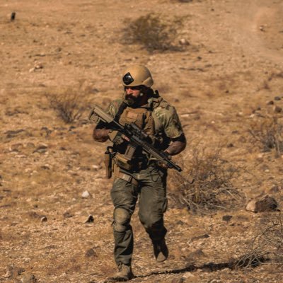 zero_lessons's profile picture. Poet / Storyteller / Not a scientist