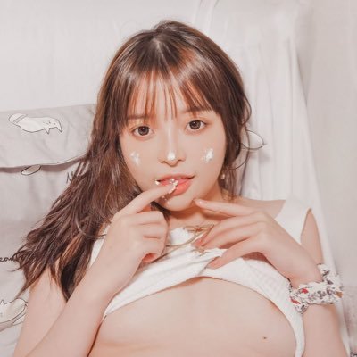 Ryona_44's profile picture. 
