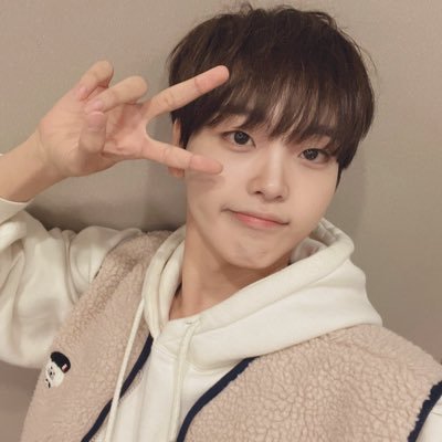 svftwang's profile picture. ⋆˚⊹ multi fan account ˖ ࣪ ☕️🕰 𝇋♡︎𝇌 ׂ 444 ׄ ׅ ☆