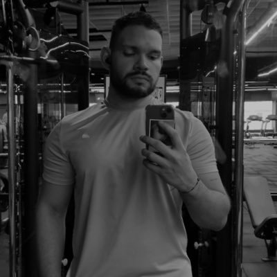 italodeluxe's profile picture. 