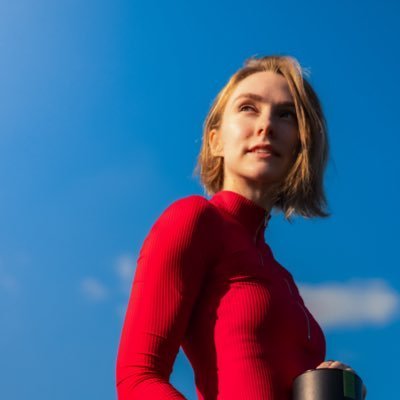 dpuellARKii's profile picture. Writer, cartoonist, plushie store owner, coffee person at @BeanofFire, living room concert pianist, sponsored by @Trezor, making video essays ✍️