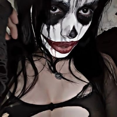 xb_7xx's profile picture. 🇻🇦✝️