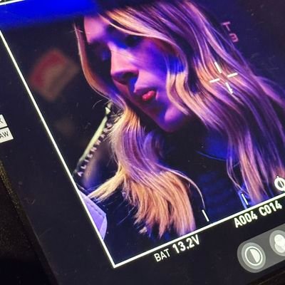 tsukuroiariel12's profile picture. quando a emy faz live (nunca) eu modero!!des de 20/02💗