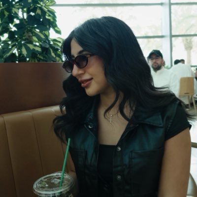 afrruw's profile picture. 