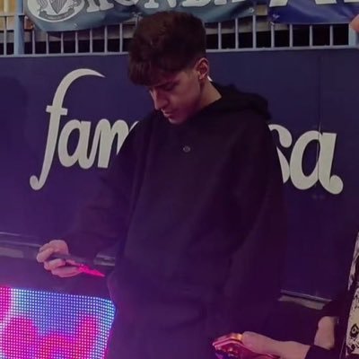 niniwarnings's profile picture. mernosketti y river son lo más hermoso de este país | @Nedbostero ☆ .